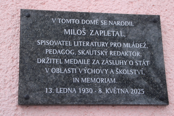 Odhalen� pam�tn� desky Milo�i Zapletalovi 13. 1. 2026 v Pros